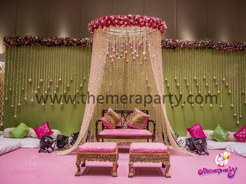 10 Awesome Indian Wedding Stage Decoration Ideas Paperblog Indian Wedding Stage Wedding Stage Decorations Wedding Stage